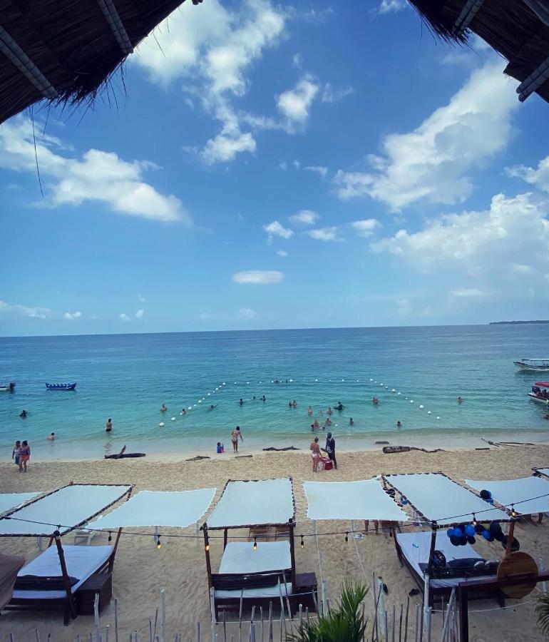 Nena Beach Club & Hotel Pendales Exterior foto