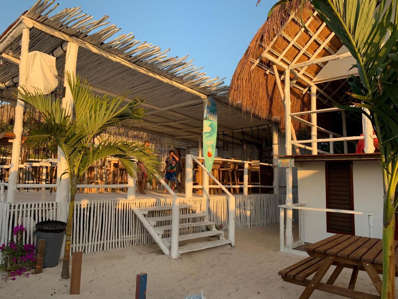 Nena Beach Club & Hotel Pendales Exterior foto